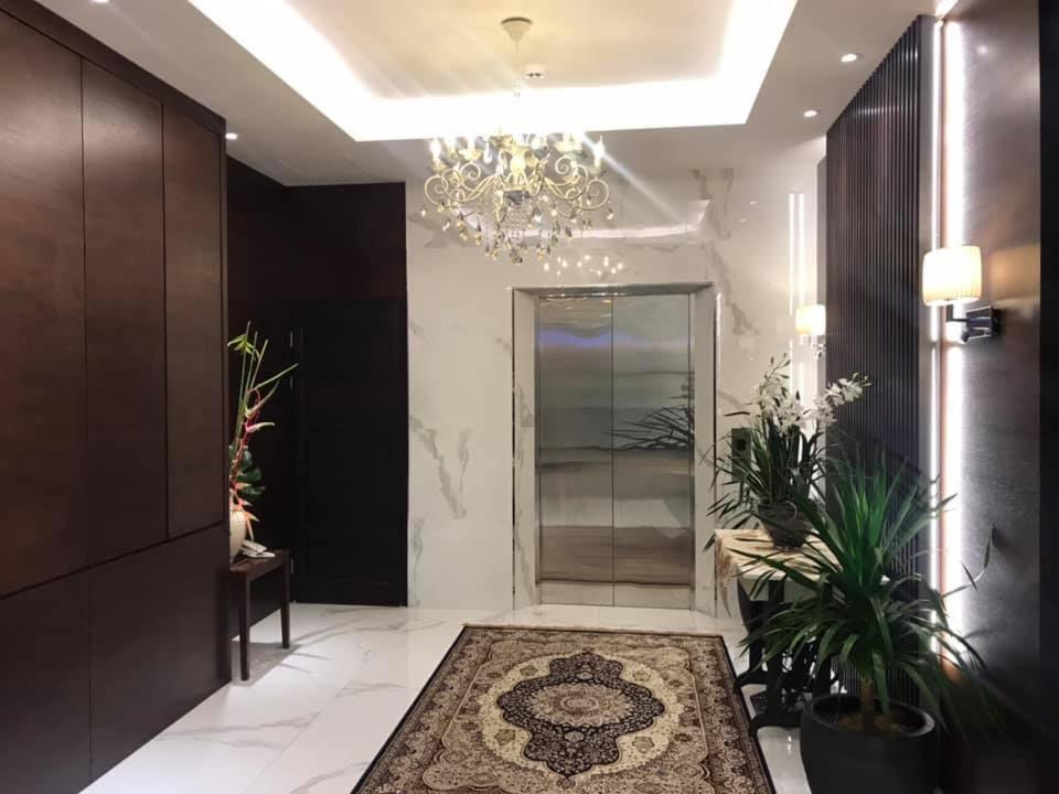 Serapi Hotel Kuching Exterior photo